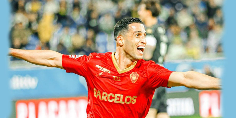 علی علیپور: فشاری روی مهاجمان پرسپولیس نیست