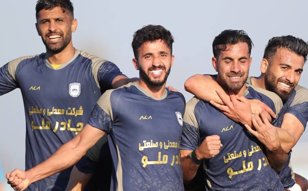 نمره قبولی بازیکنان اصلی چادرملو برابر استقلال