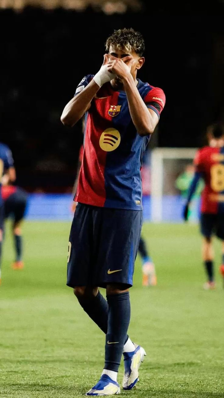 wallpaper Lamine Yamal