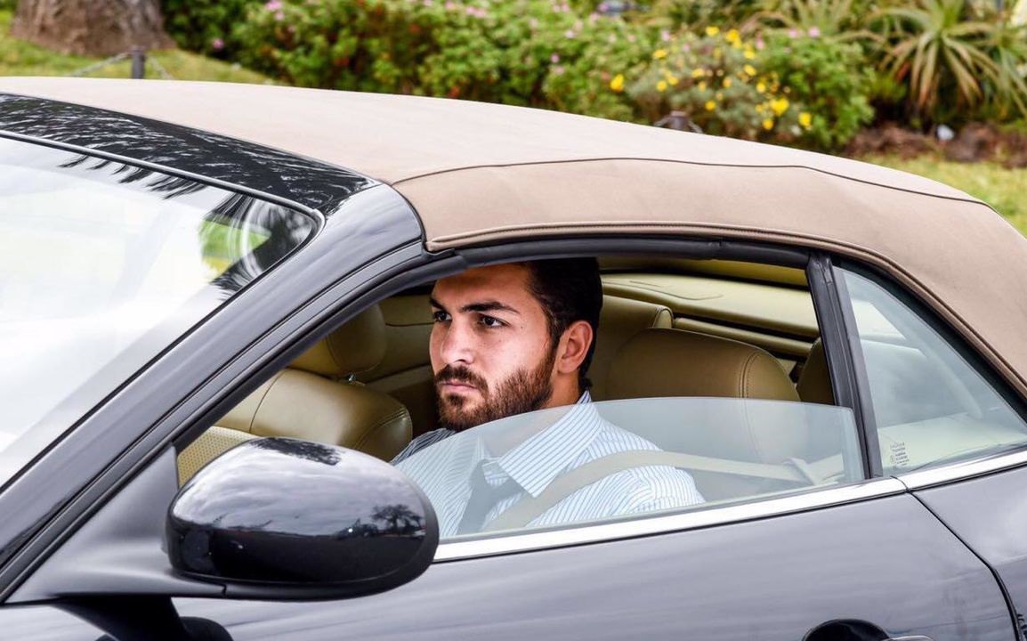ماشین علیرضا حقیقی