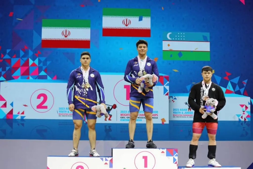 بیوگرافی فرهاد قلی‌زاده