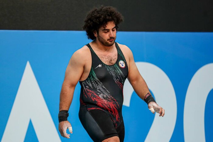 مهدی کرمی وزنه بردار