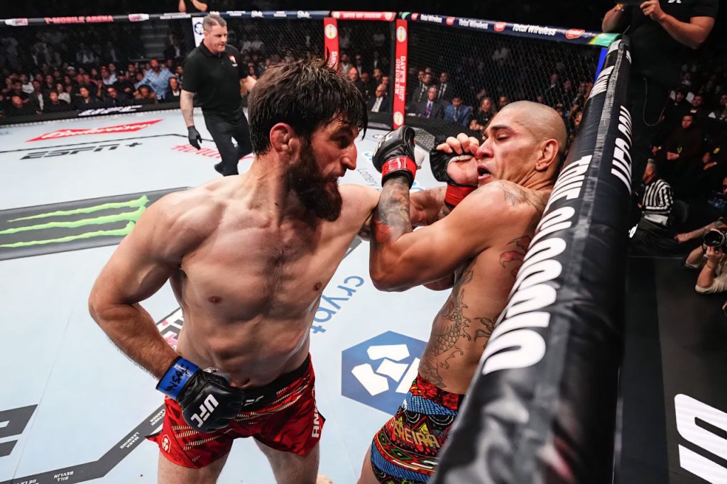 تحلیل فنی مبارزه UFC 320